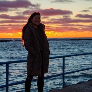 Meet your Posher, Joy